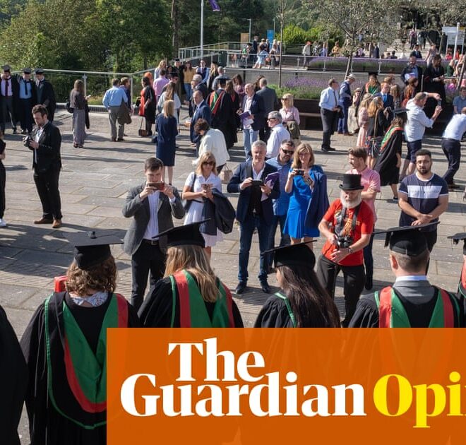 As if graduating weren’t daunting enough, now students like me face a jobs market devastated by AI | Connor Myers