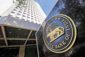 RBI tightens norms for bundled products, bans dark patterns
