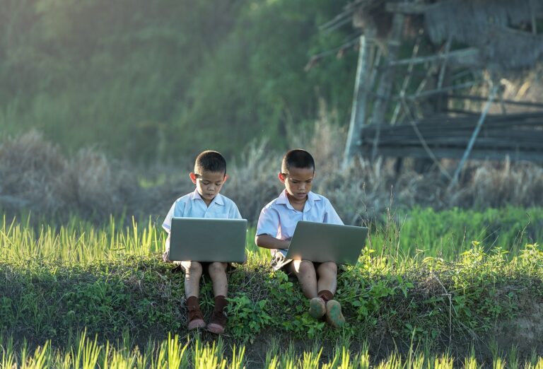 Karnataka Drafts Student Digital Policy Without IT Ministry and Tech Firms