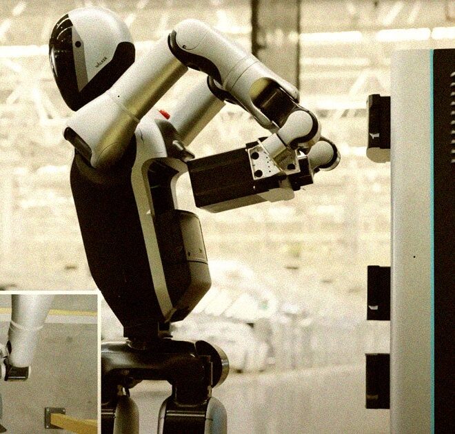 Wild Video Shows Robot Changing Its Own Battery