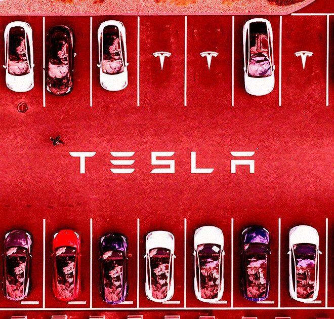 Short Sellers Are Making a Fortune as Tesla’s Stock Collapses
