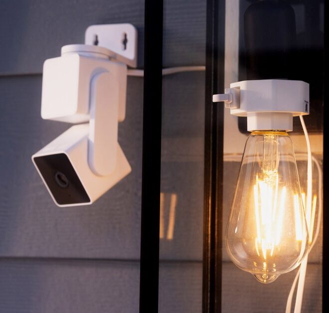 Wyze’s clever new accessory lets you power a camera using a light bulb