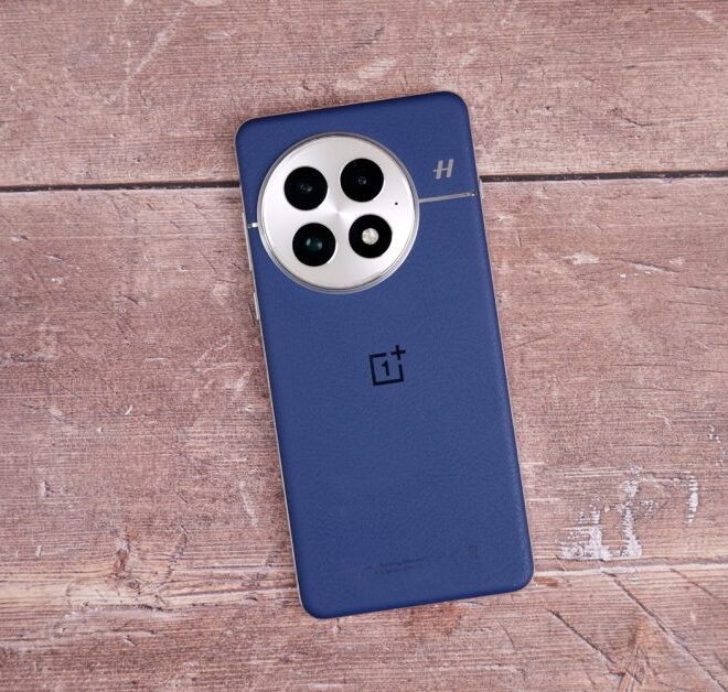 OnePlus 15 reportedly gets a 165Hz display, ‘super black’ color