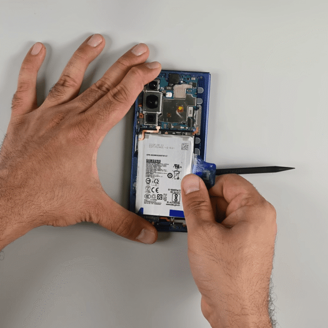 Samsung’s Galaxy Z Fold 7 is as repair-unfriendly as you’d expect