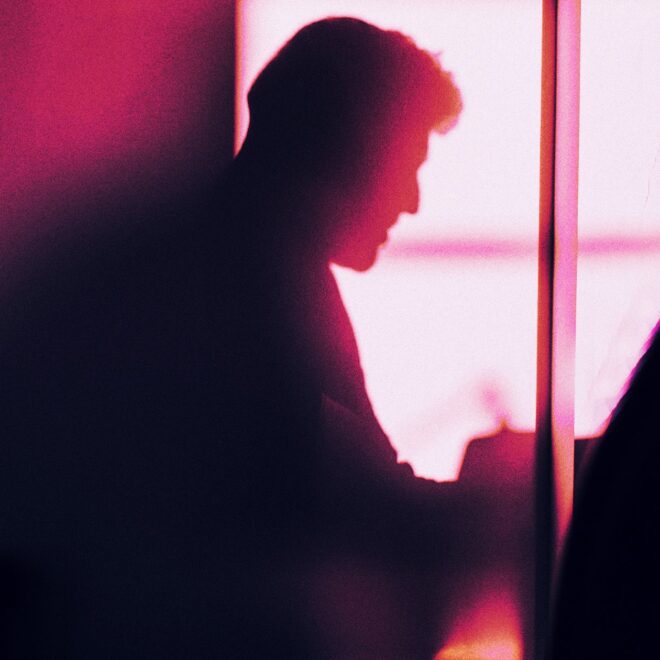 New Paper Finds Cases of “AI Psychosis” Manifesting Differently From Schizophrenia
