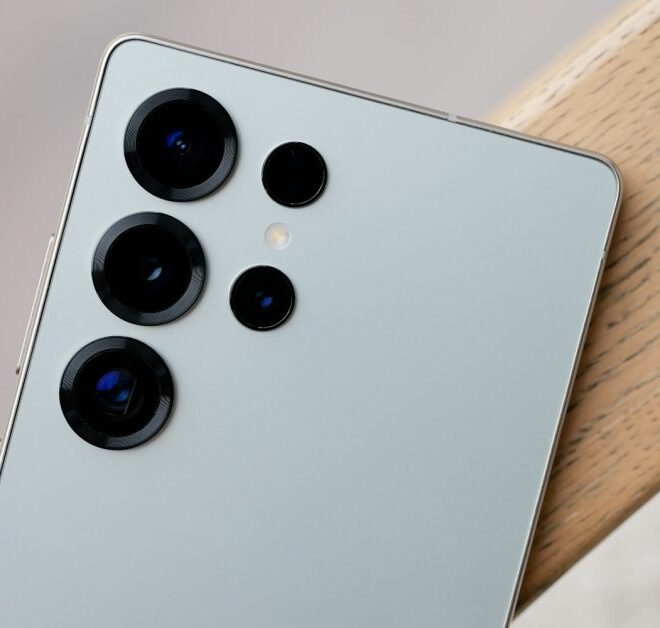 Galaxy S26 Ultra could double its camera bump without obvious benefits