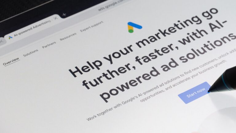 Google Ads shows recommended experiments