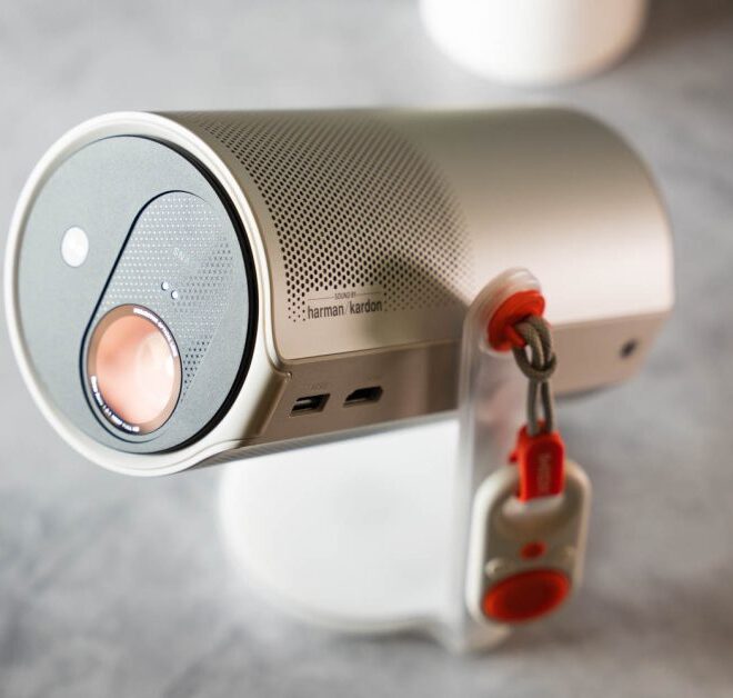 Xgimi Mogo 4 is a mobile projector that puts convenience above all