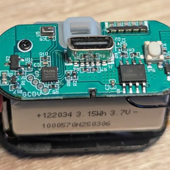 Madman Sets Up Entire Server on Disposable Vape, Hosts Its Own Website