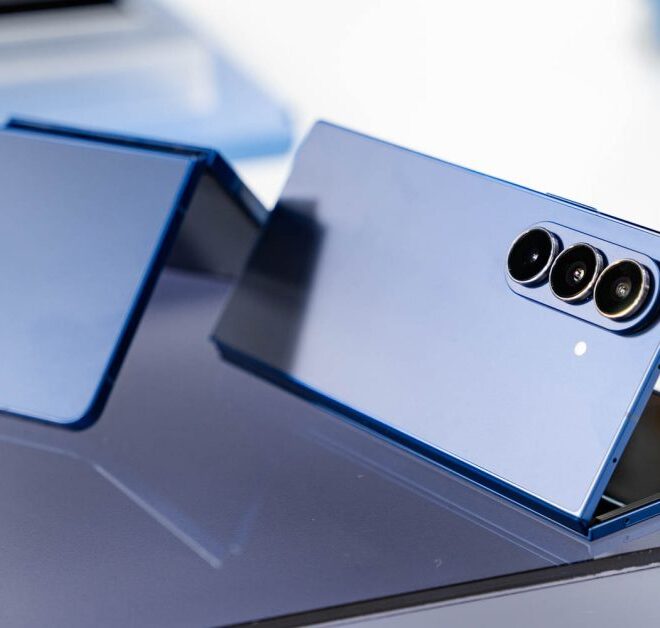 Galaxy Fold 7 $415 off, S25 Edge $490 off, Galaxy Watch 8, Lenovo Android tab $100, more