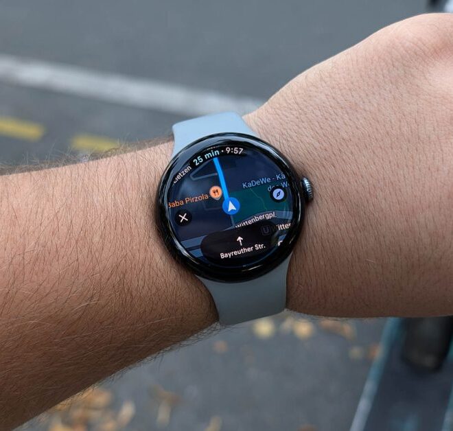 Google Maps for Wear OS auto-launches only when you need it