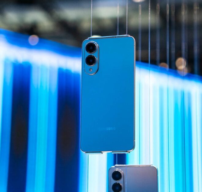 The Galaxy S25 Edge is suddenly a good buy at $699 deal