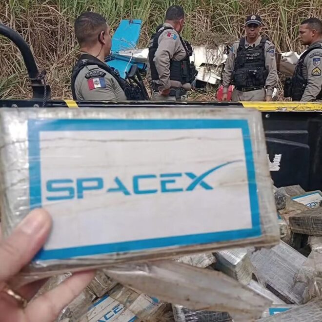 Police Puzzled by 180 Kilos of SpaceX-Branded Cocaine Found at Crash Site