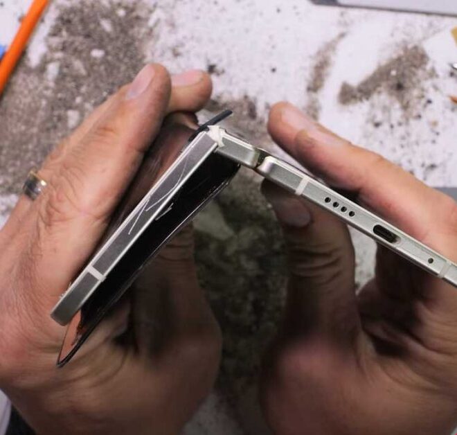 Google’s new foldable Pixel bends and breaks in stress test, again