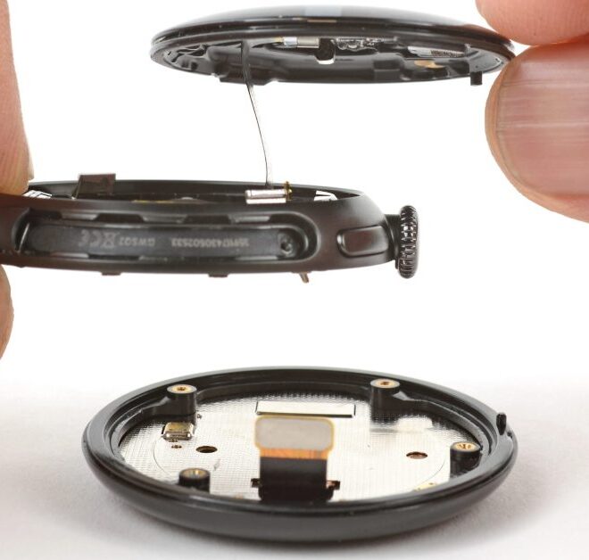 Pixel Watch 4 gets easy teardown & official repair manuals