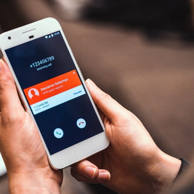 Govt Wants Telcos To Implement Caller IDs By Default