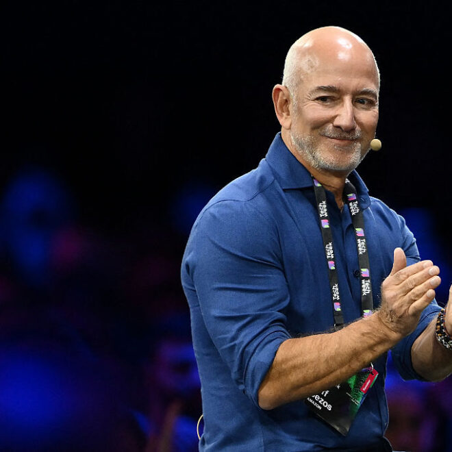 After Bringing Down Internet, Amazon Announces Biggest Mass Firing in Its History