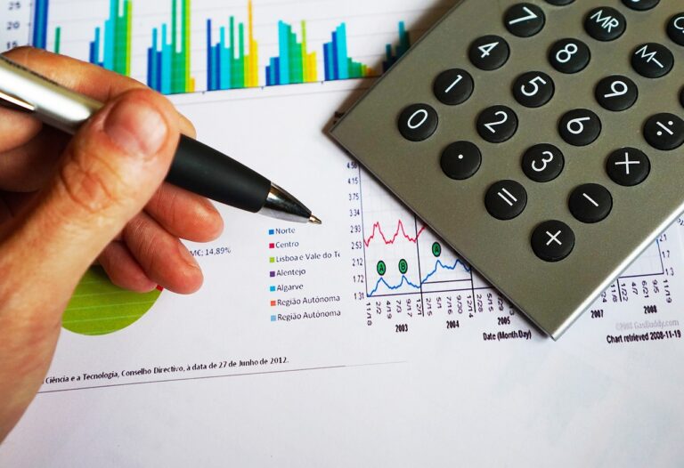 US-Based Firm Agrees To Acquire 23% Stake In Groww AMC