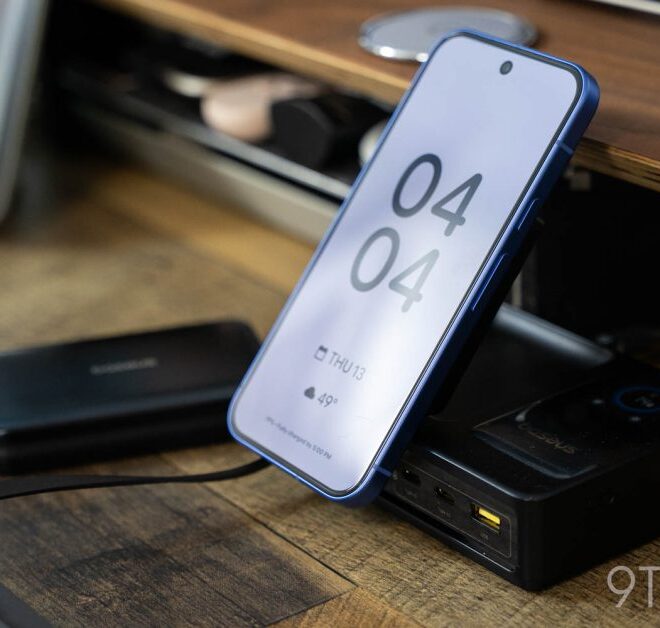 This 5-in-1 Qi2 charging station is my favorite Pixel 10 dock