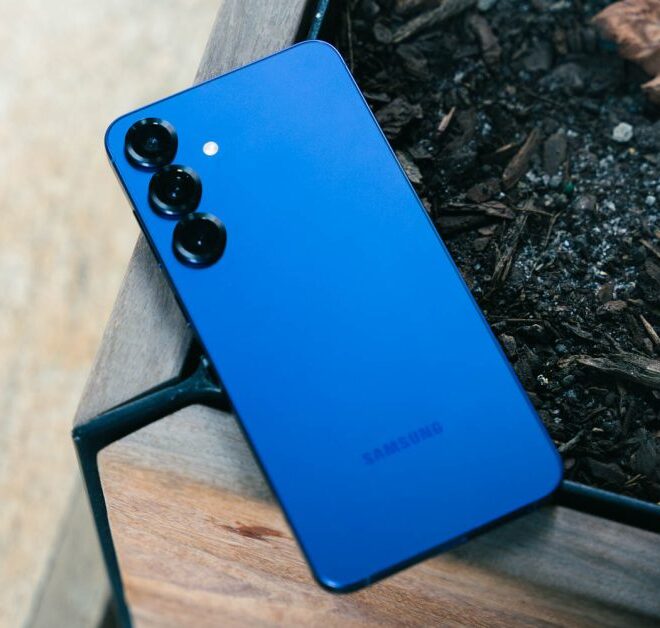 Familiar Galaxy S26 trio leaked in early One UI 8.5 build