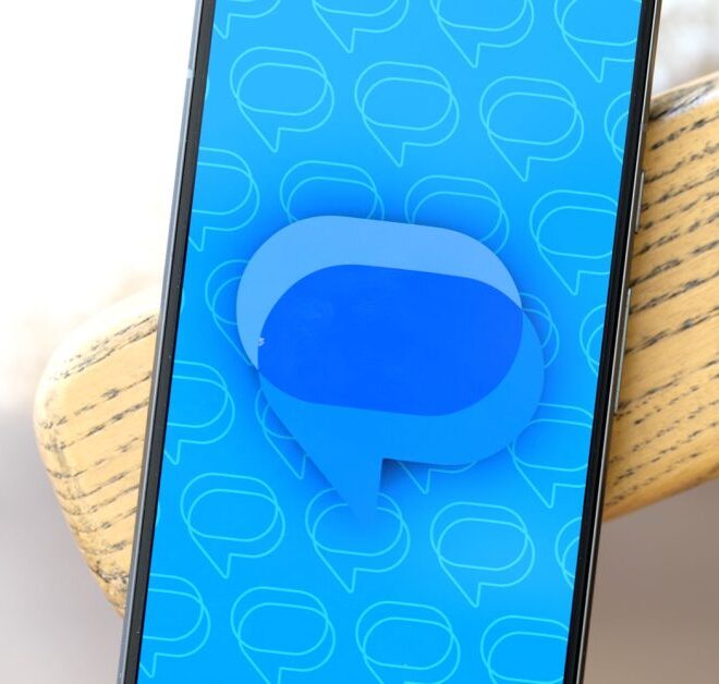 Google Messages rolling out big photo viewer redesign