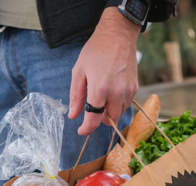 Pebble’s new smart ring stops you from forgetting your best ideas