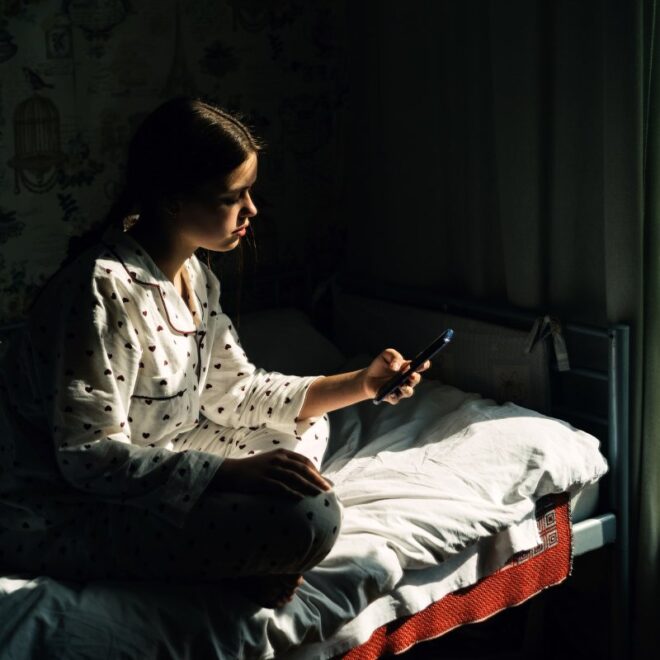 Doctors Say AI Use Is Almost Certainly Linked to Developing Psychosis