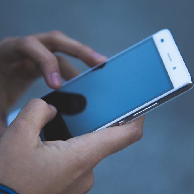 Govt Mandates Sanchar Saathi App Pre-installation on Mobiles
