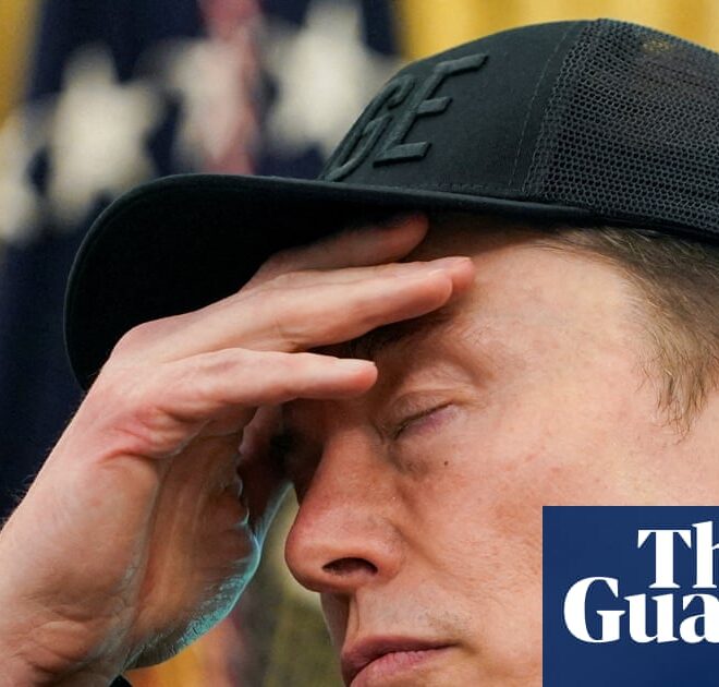 Musk v Starmer: will UK ban X over Grok nudification? – The Latest | Elon Musk
