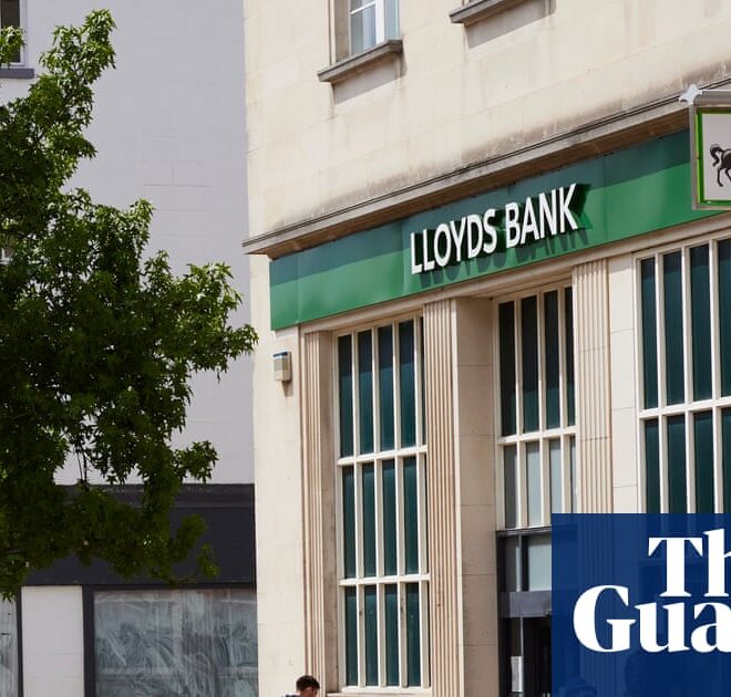 Lloyds boss warns bankers must ‘reskill themselves’ amid impact of AI | Banking