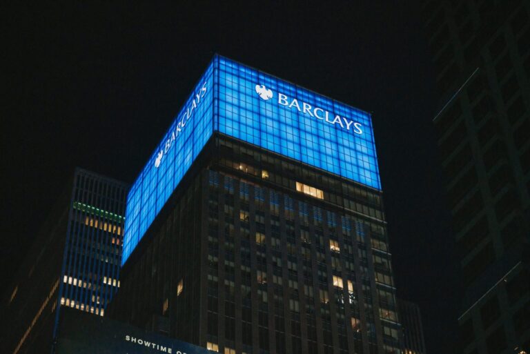 Barclays bets on AI to cut costs and boost returns
