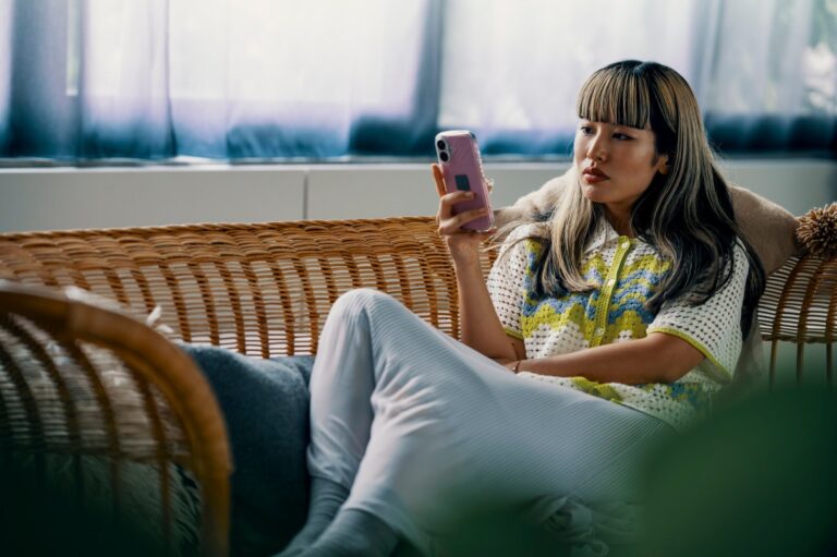 Should AI Simulate Emotional Intimacy?