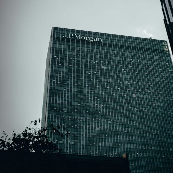 JPMorgan begins tracking how employees use AI at work