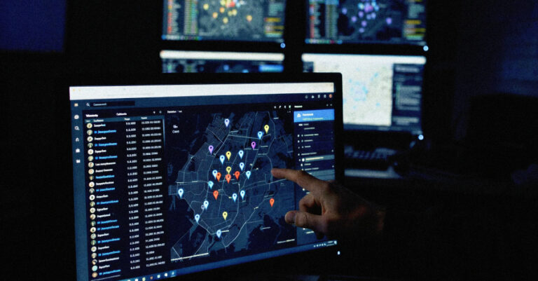 Law Enforcement Used Webloc to Track 500 Million Devices via Ad Data