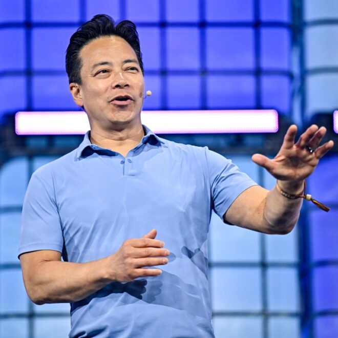 Mayor Eats His Words After Admitting He’s Delegating Work to 11 AI Agents
