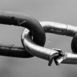 Google’s Mueller On First Link Priority & Link Obfuscation