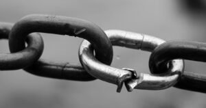 Google’s Mueller On First Link Priority & Link Obfuscation